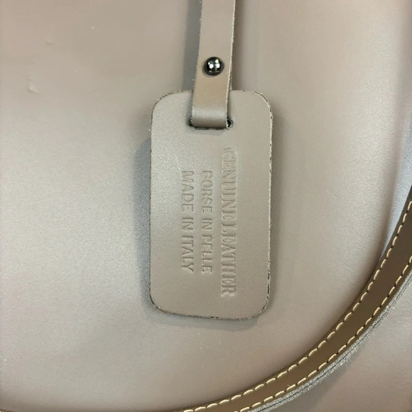 Mondarno Leather Tote Bag w/ Removable Clutch - Picture 2 of 7